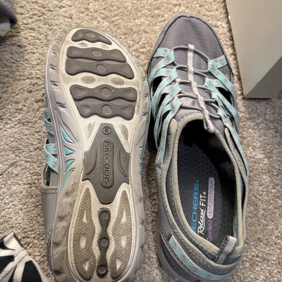 Sketchers water shoes - Picture 1 of 3